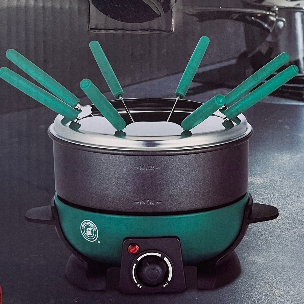 Chefs Counter Electric Fondue Set with Forks